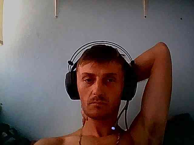 ser333-1 Live Webcam on BongaCams