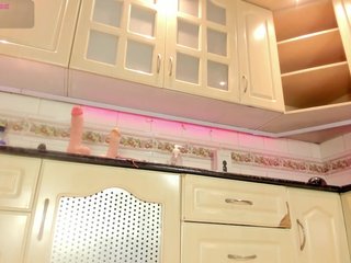 AnahisBennett Porn Show