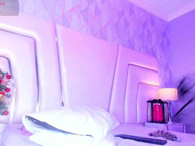 AnahisBennett AnahisBennett