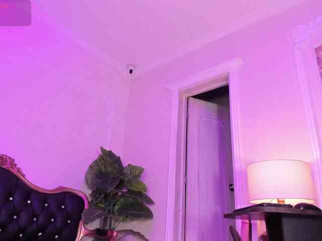 AnahisBennett webcam