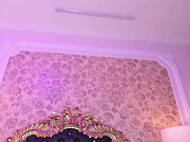 AnahisBennett webcam