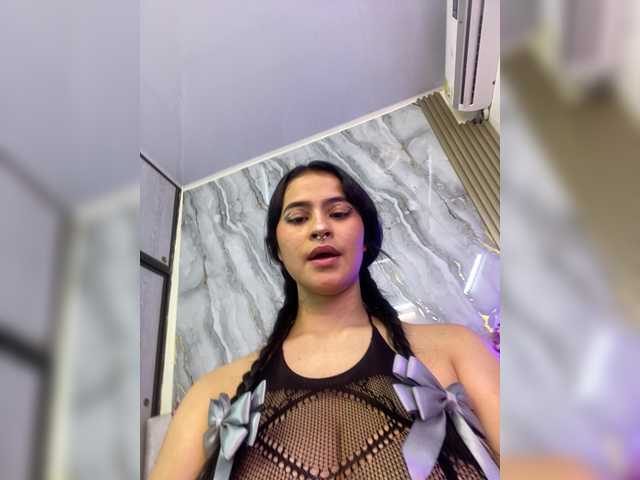 salomehillss-'s BongaCams show and profile