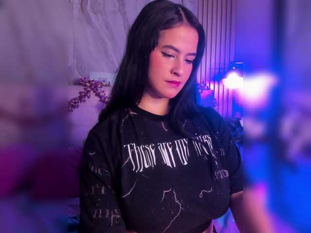 salomehillss-'s BongaCams show and profile