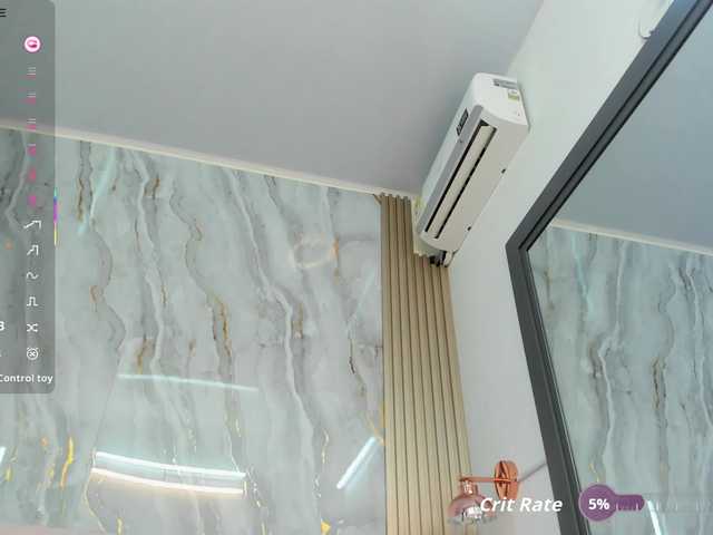 SalomeeHillss webcam