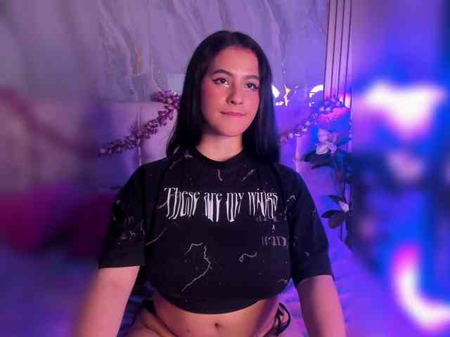 SalomeeHillss webcam