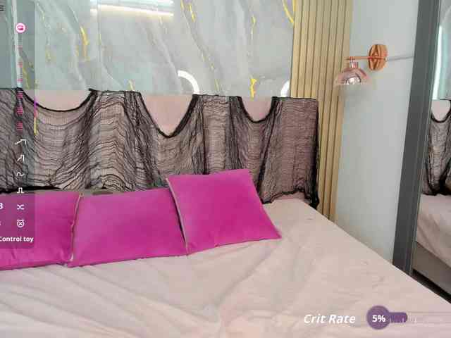 SalomeeHillss webcam