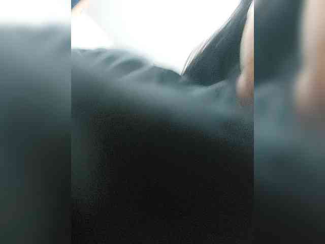 SalomeeHillss webcam