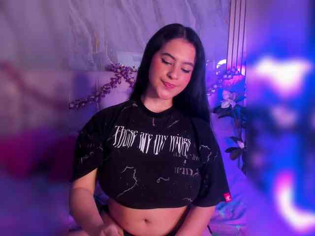 SalomeeHillss webcam