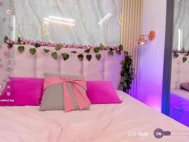SalomeeHillss webcam