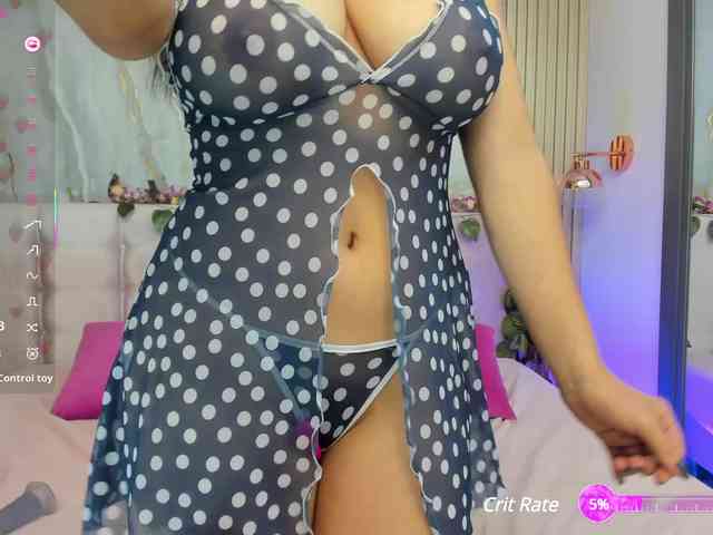 SalomeeHillss webcam