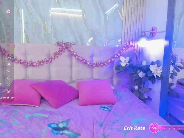 SalomeeHillss webcam