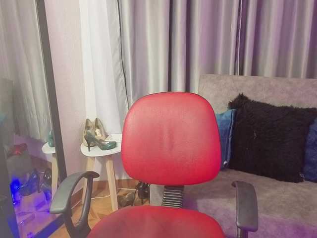 TinaJons's BongaCams show and profile