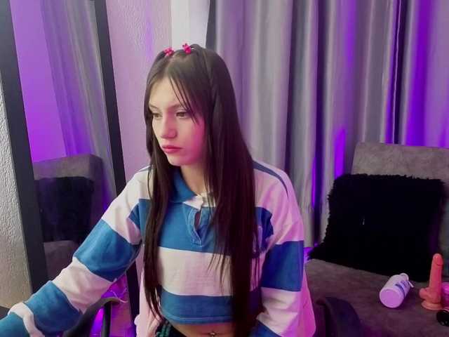 TinaJons's BongaCams show and profile