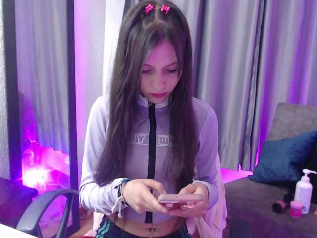 TinaJons's BongaCams show and profile