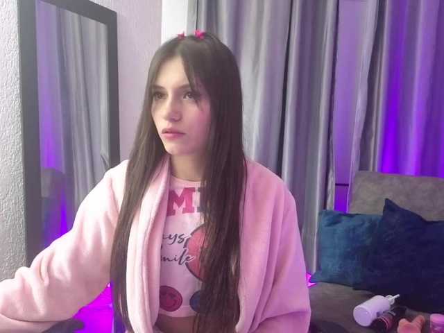 TinaJons's BongaCams show and profile