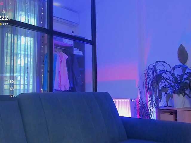 Iloveyou111's BongaCams show and profile