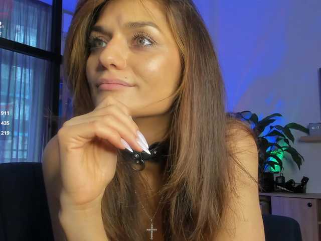 Iloveyou111's BongaCams profile