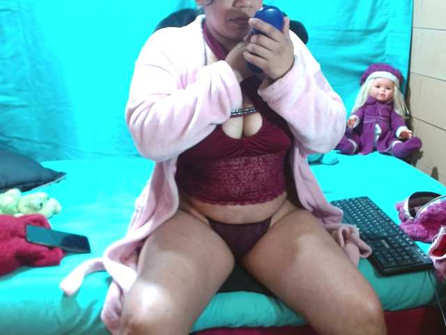 AISHA24 webcam bongacams model stream image