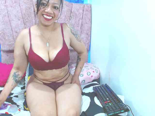AISHA24 webcam