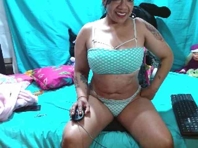 AISHA24 webcam