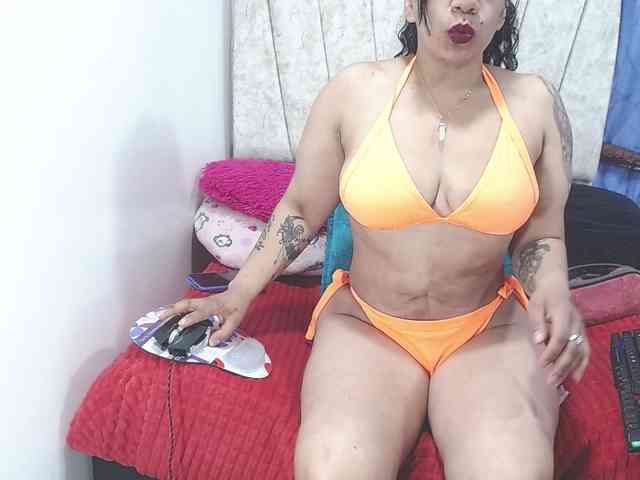 AISHA24 webcam