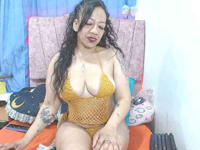 AISHA24 webcam