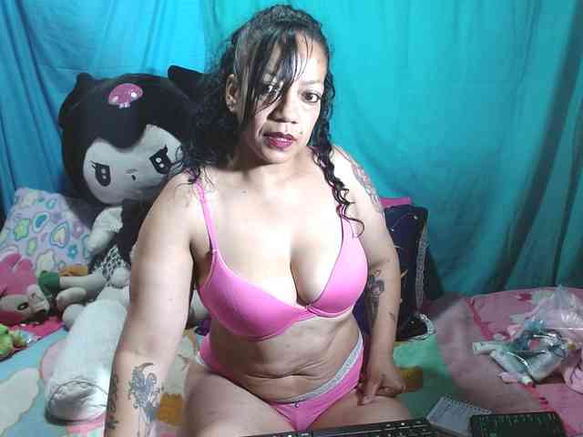 AISHA24 webcam