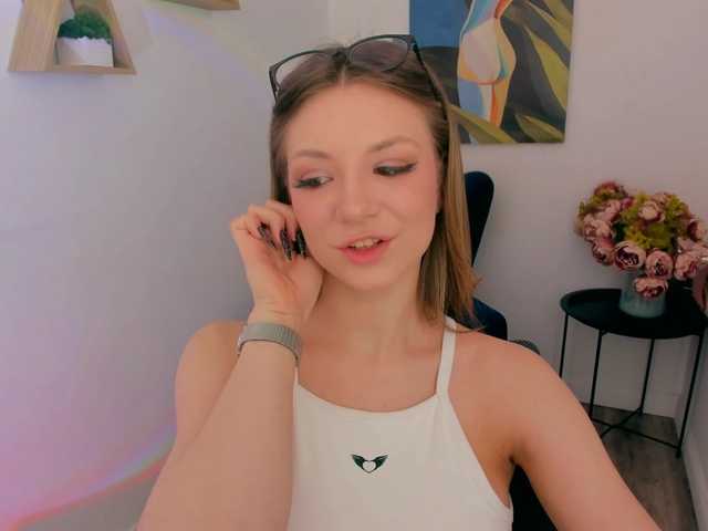 AmandaGrace's BongaCams show and profile