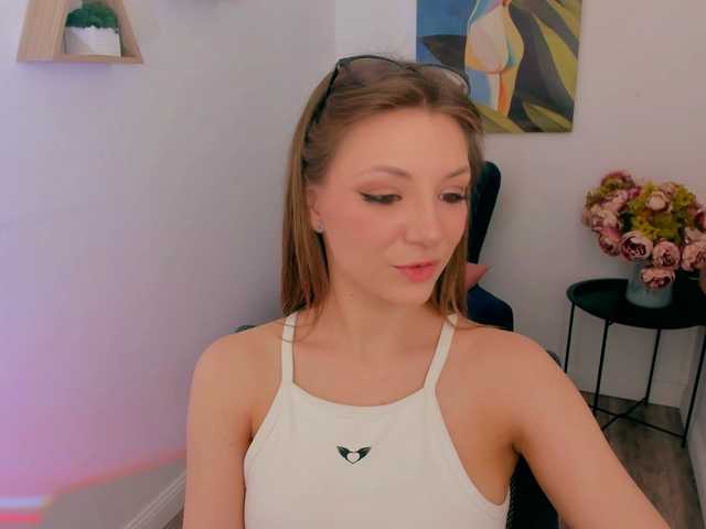 AmandaGrace's BongaCams show and profile