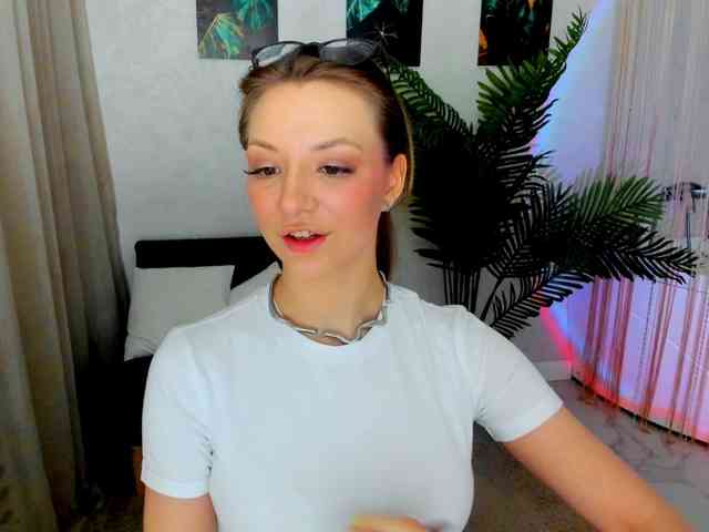 AmandaGrace Live Webcam on BongaCams