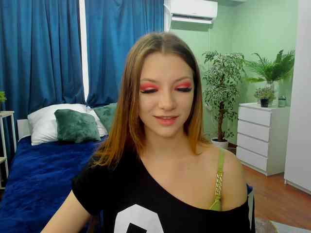 AmandaGrace webcam