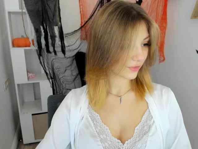 AmandaGrace webcam
