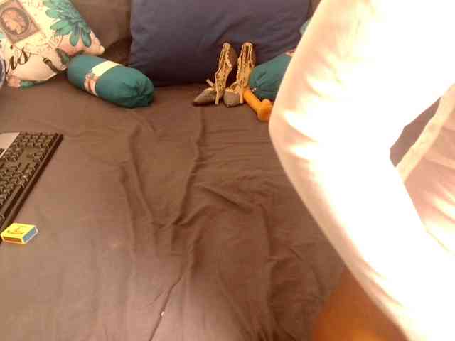 xxCumGoddess360 webcam
