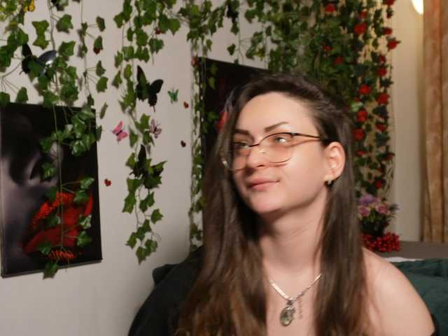 NaughtYHomemadE from BongaCams