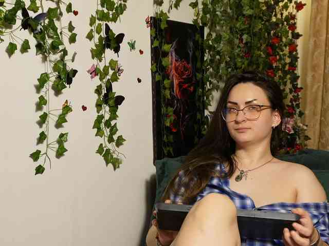 NaughtYHomemadE webcam