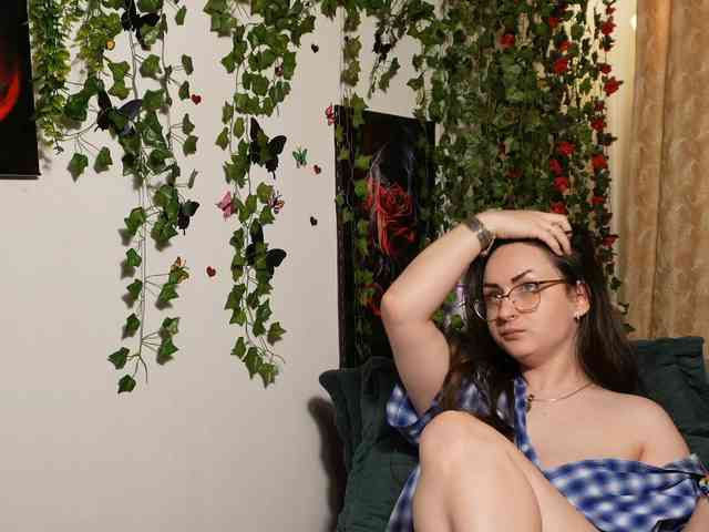 NaughtYHomemadE webcam