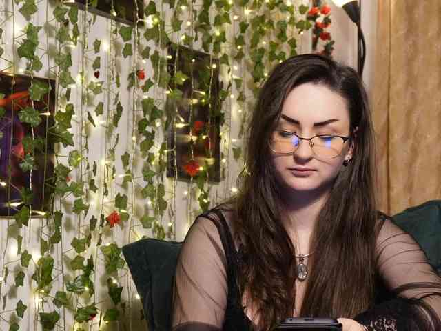 NaughtYHomemadE webcam