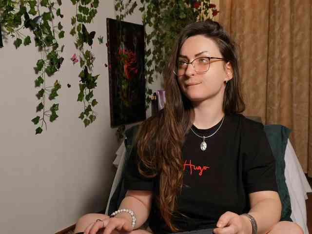 NaughtYHomemadE webcam