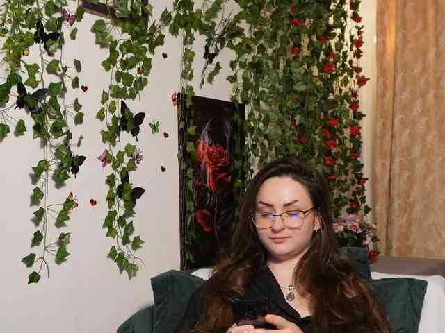 NaughtYHomemadE webcam