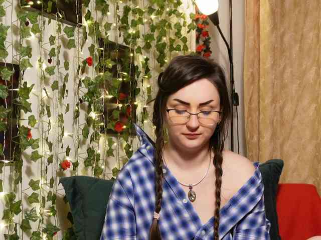 NaughtYHomemadE webcam