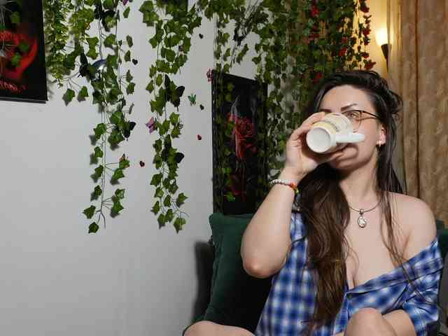 NaughtYHomemadE webcam