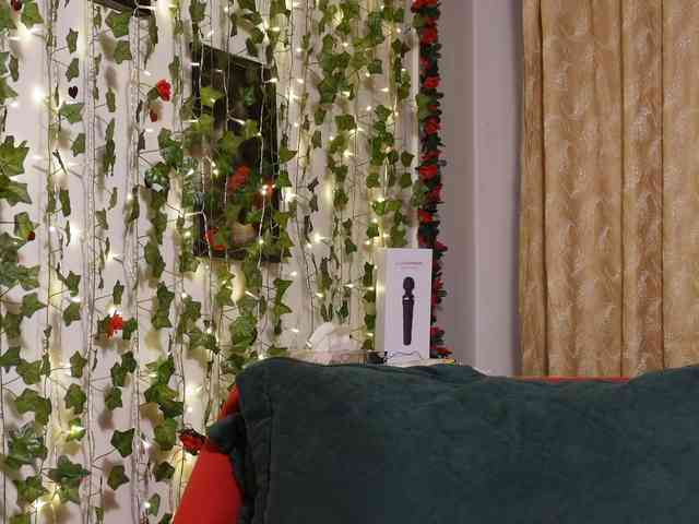 NaughtYHomemadE webcam