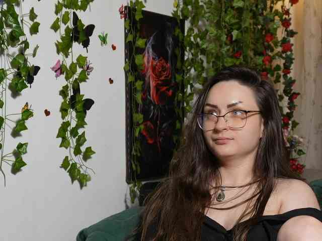 NaughtYHomemadE webcam