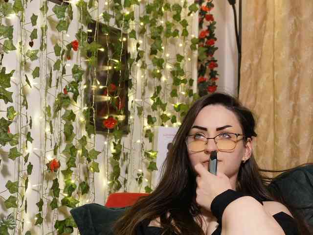 NaughtYHomemadE webcam