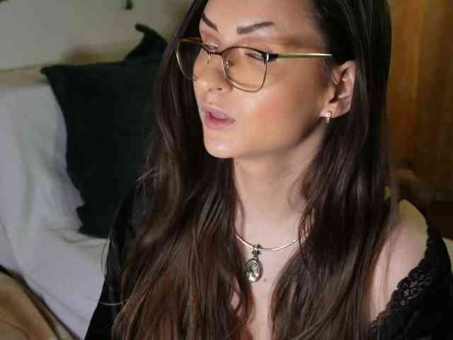 NaughtYHomemadE webcam