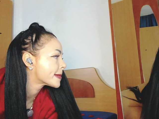 SophieRosenfeld's BongaCams show and profile