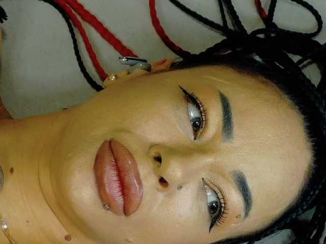 SophieRosenfeld's BongaCams show and profile