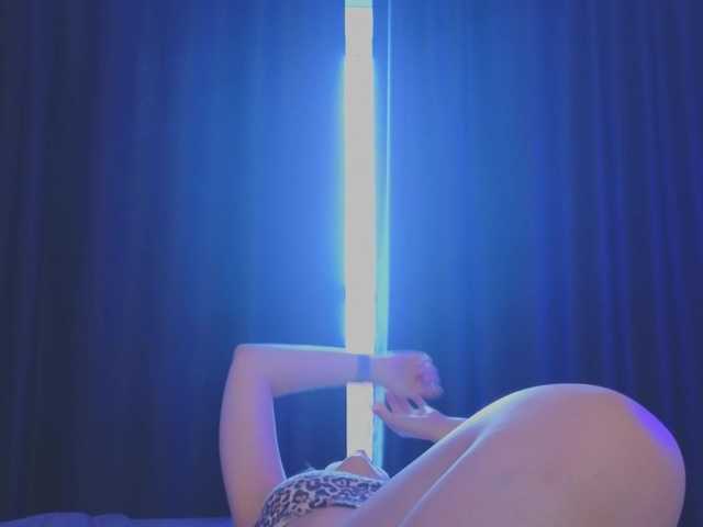 RoxyChilli Live Cam on BongaCams