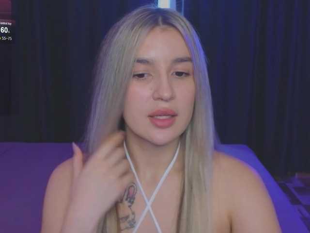  RoxyChilli chat room