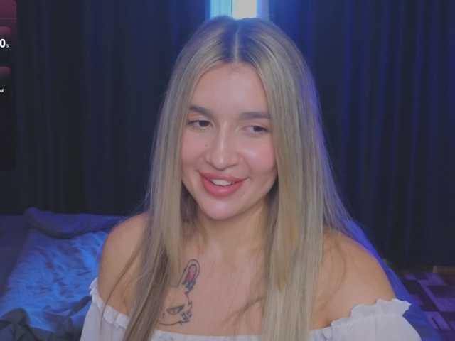 RoxyChilli Live Cam on BongaCams